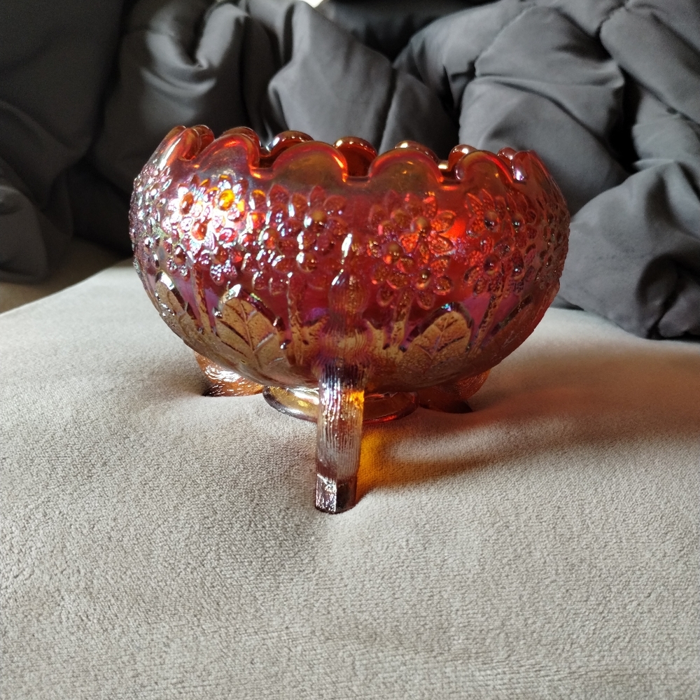 Rare Fenton 3 footed carnival glass iridescent rose bowl.